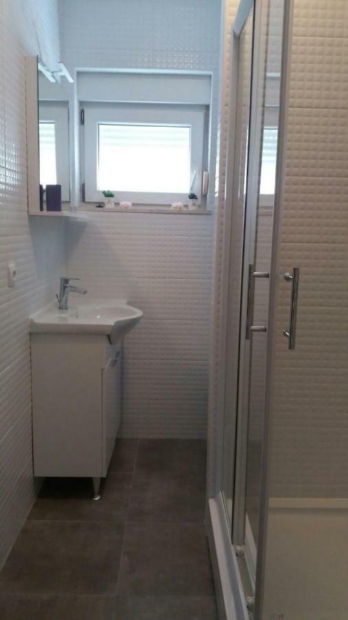 Apartment Sano Подстрана Екстериор снимка